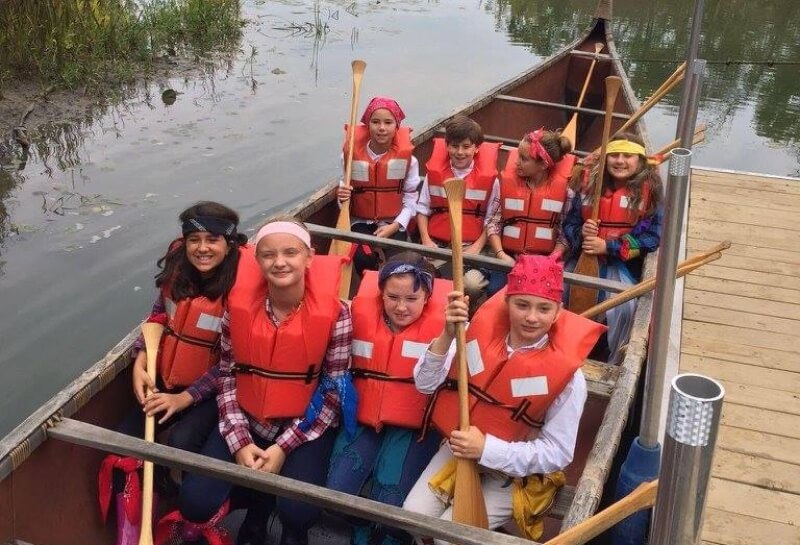 Voyageur Canoe: Lake St. Clair